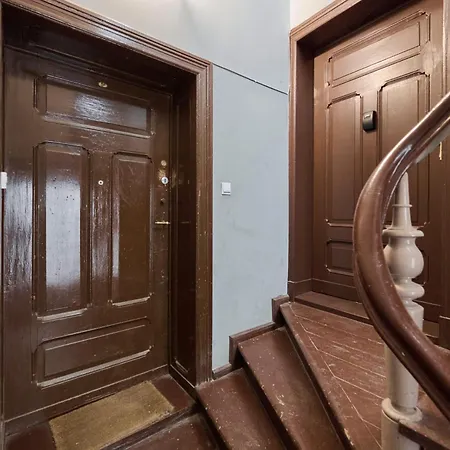 Elegant Swiety Marcin By Renters * Poznań