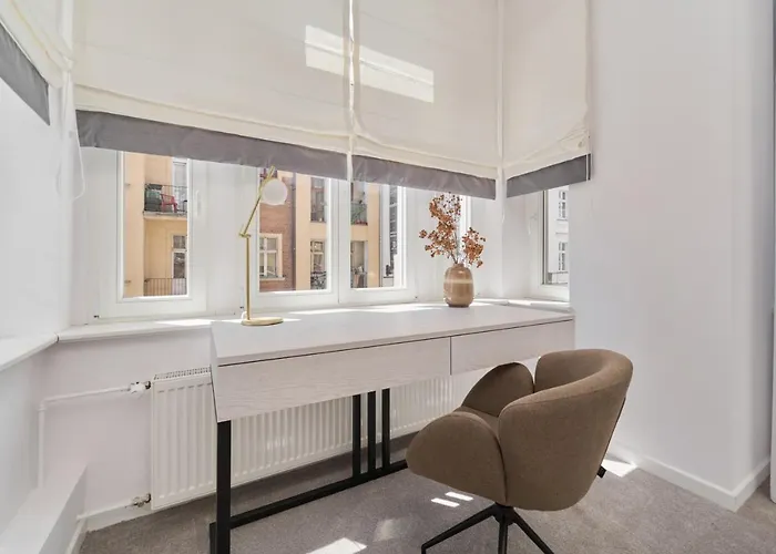 Elegant Swiety Marcin By Renters *