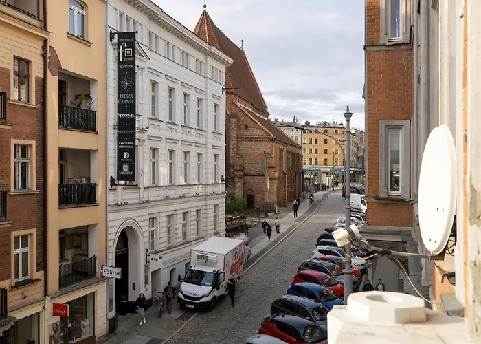 Elegant Swiety Marcin By Renters