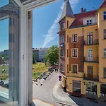 Elegant Swiety Marcin By Renters *