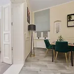 Elegant Swiety Marcin By Renters ポズナン