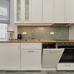 Elegant Swiety Marcin By Renters