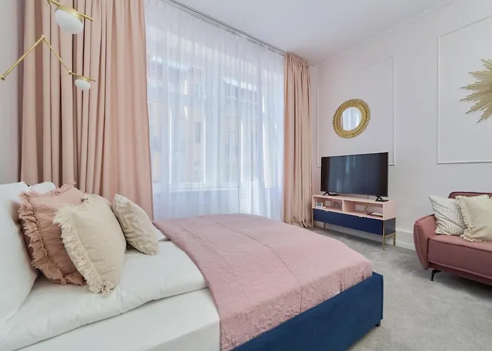 Elegant Swiety Marcin By Renters דירה